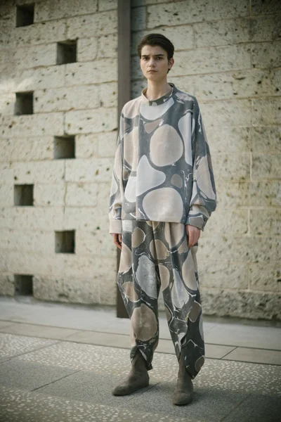 Look 11